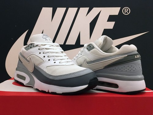 Vtg 2016 nike air - nike, bw